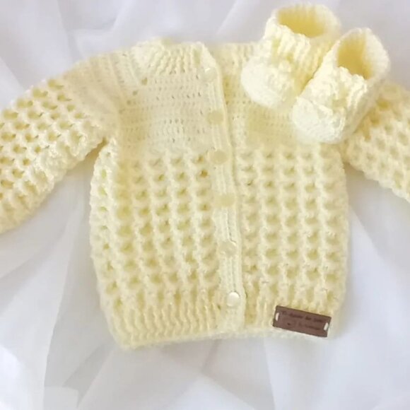 BABY crochet set - Picture 2 of 4